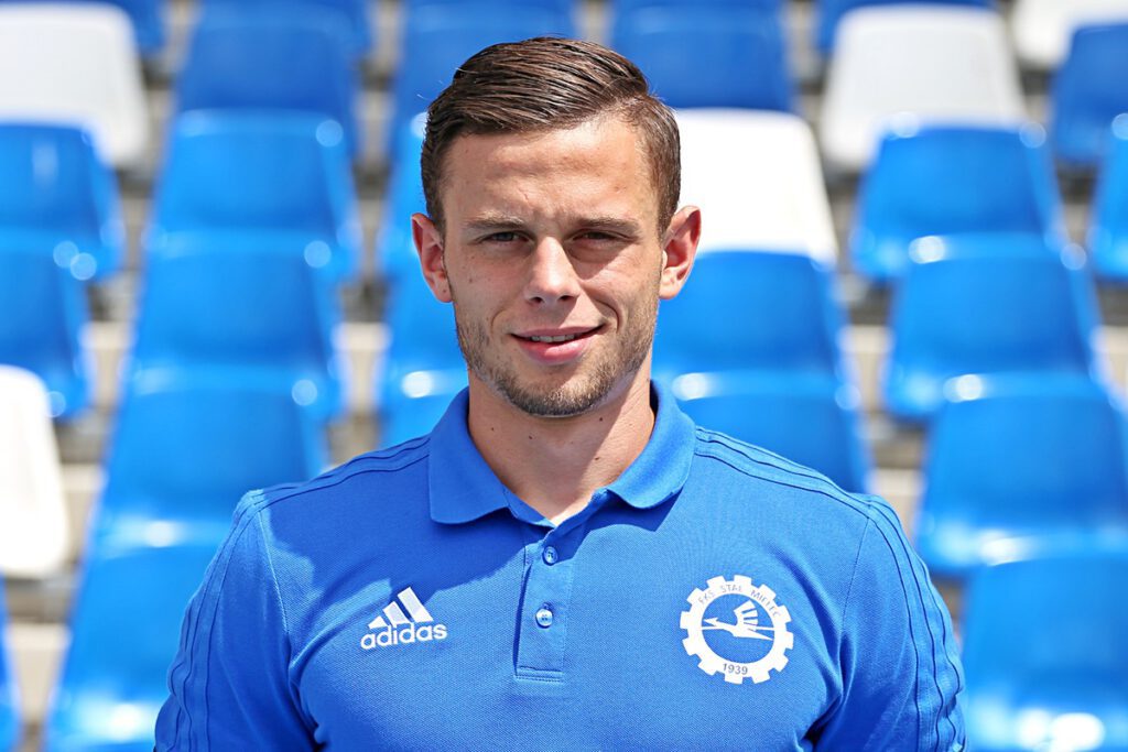 Dominik Sadzawicki podpisał kontrakt z Mazovią 9 Dominik Sadzawicki STAL