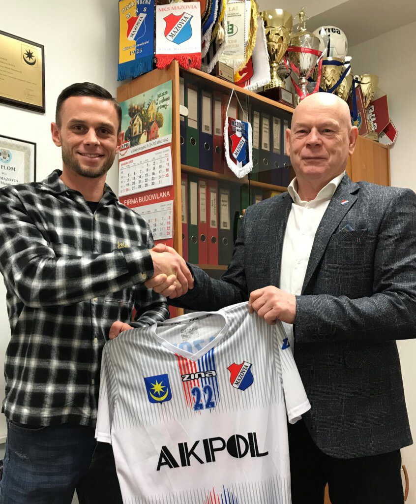 Dominik Sadzawicki podpisał kontrakt z Mazovią 4 Sadza3
