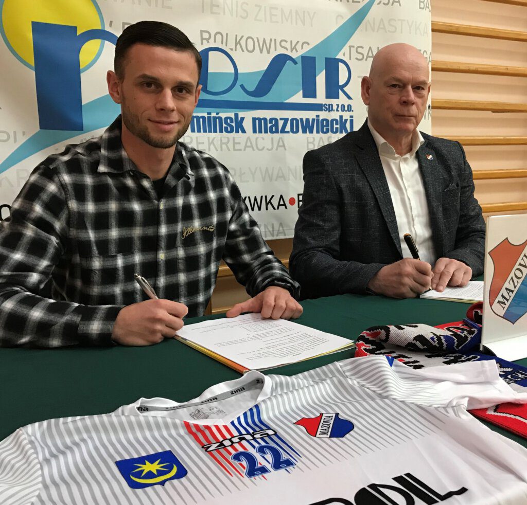 Dominik Sadzawicki podpisał kontrakt z Mazovią 1 Sadza6