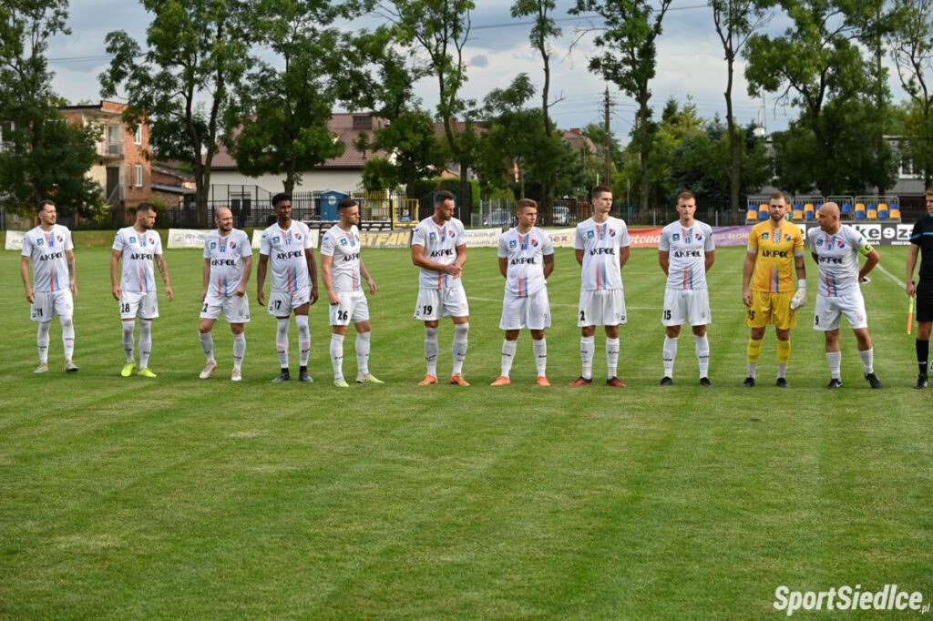 blonianka mazovia 16