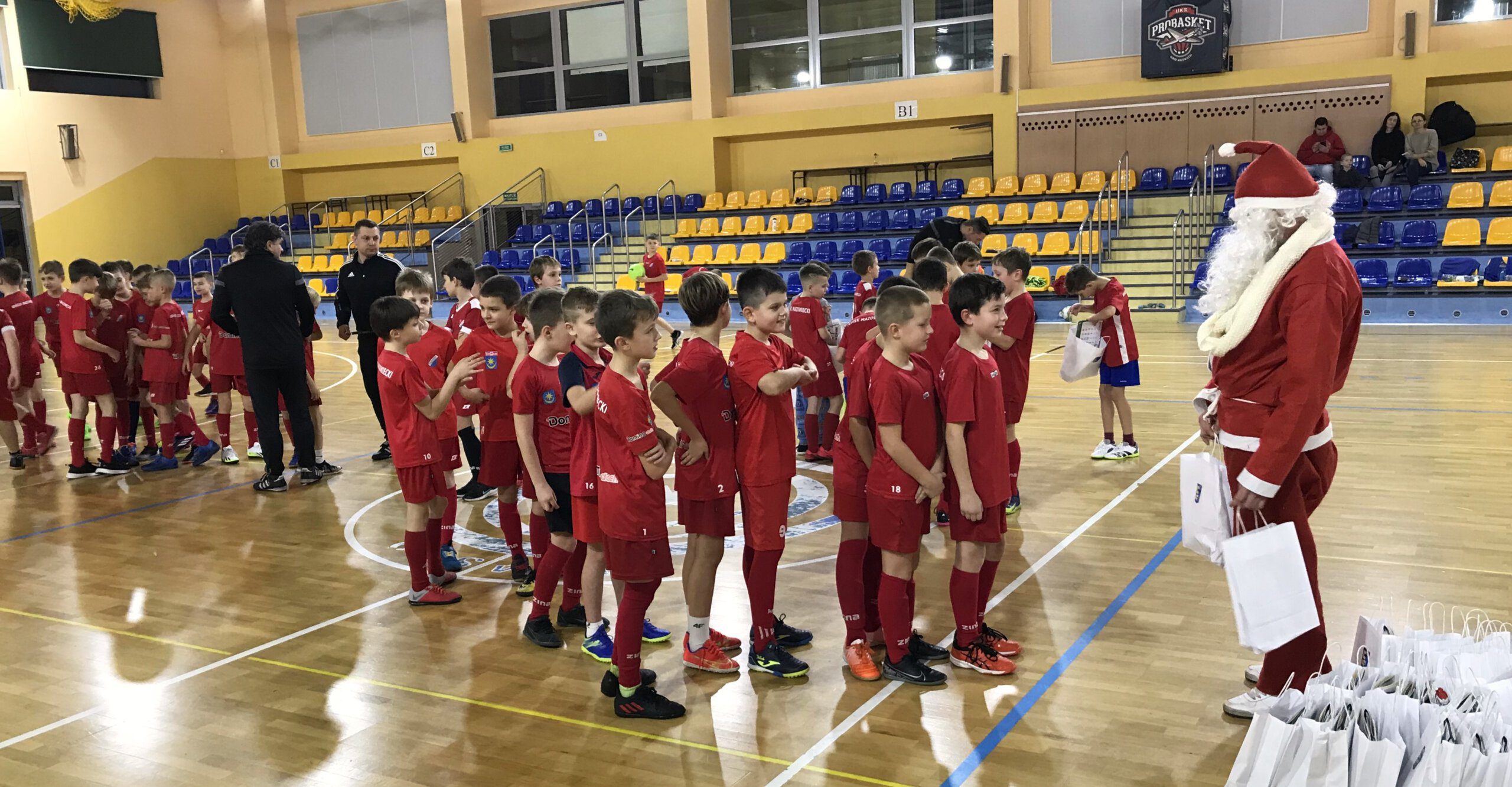 Wigilijne turnieje Akademii Piłkarskiej Mazovia-MOSiR