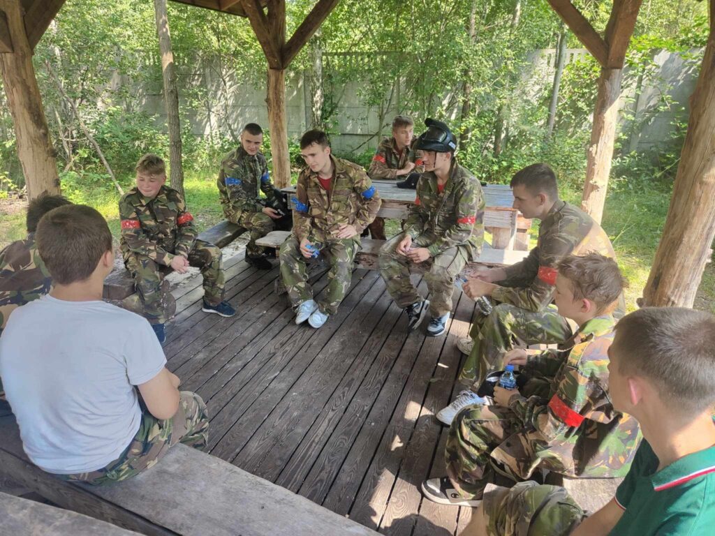 Paintball integruje 12 452256686 999801165486012 4684154872976885063 n