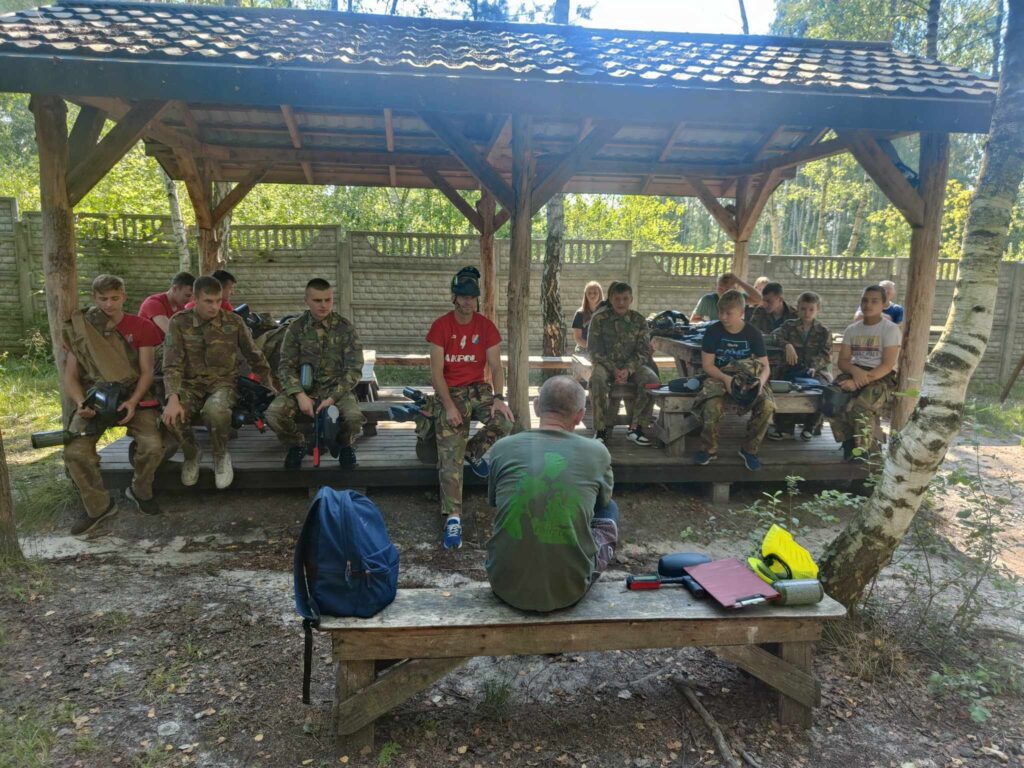 Paintball integruje 19 452351185 999800652152730 5462231260157625180 n