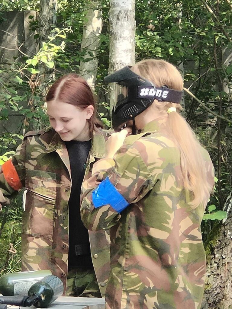 Paintball integruje 27 452514622 999800932152702 6107908195432677702 n
