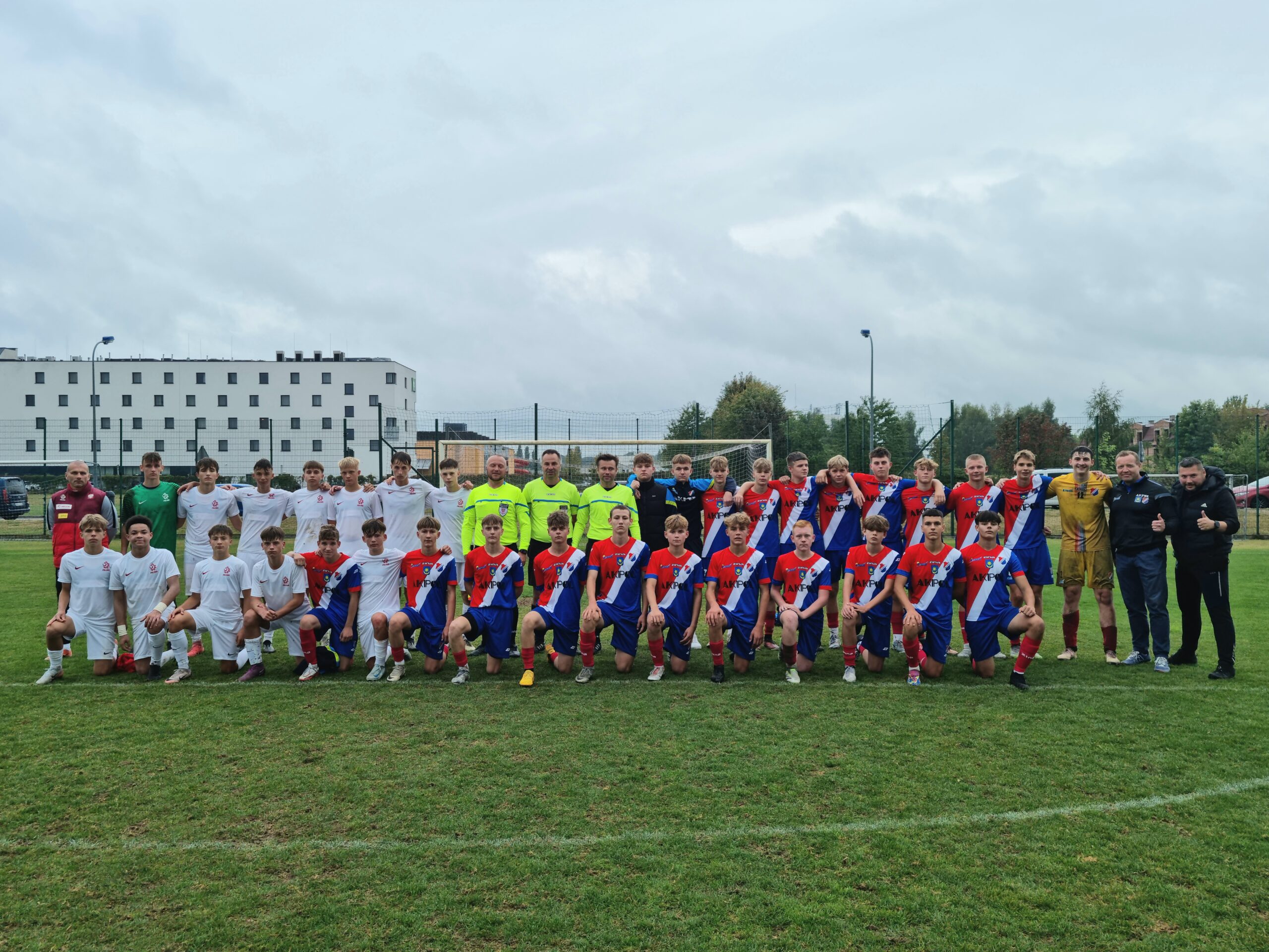 Dwumecz z reprezentacją Polski rozegrała AKADEMIA PIŁKARSKA MAZOVIA/MOSIR.