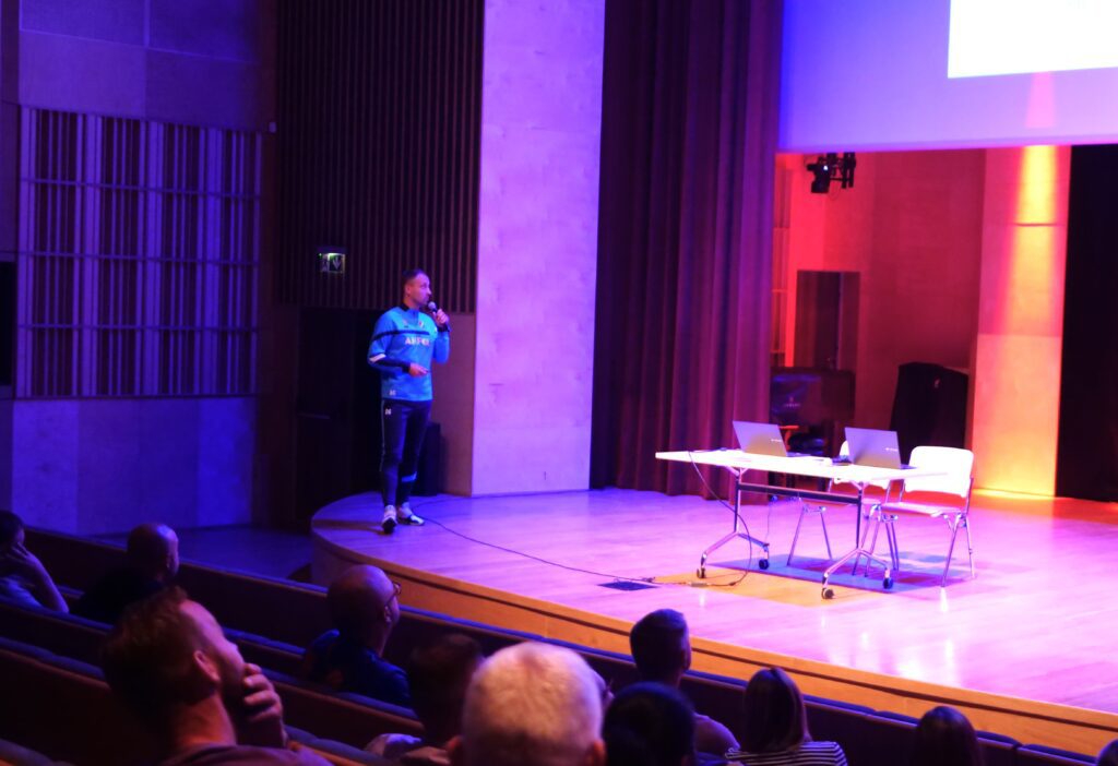 Spotkanie szkoleniowo organizacyjne Akademii Piłkarskiej Mazovia. 12 got 12