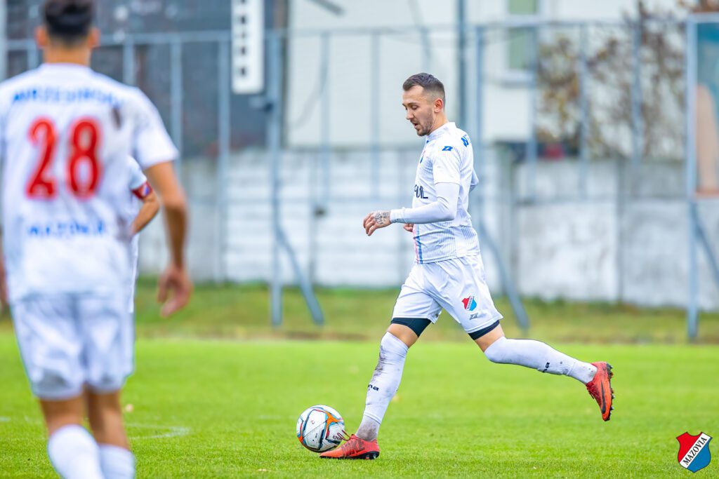 maza 30