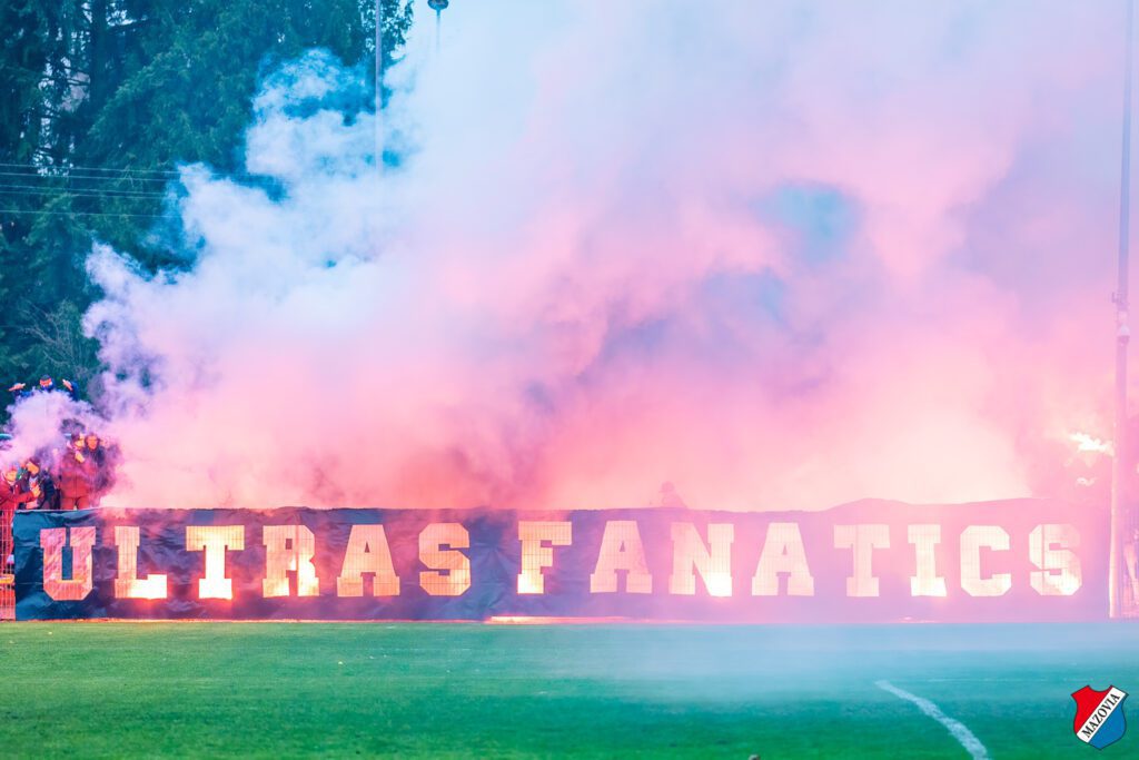 maza 8