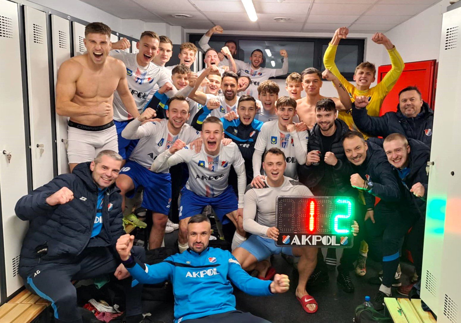 17| Wygrana Mazovii na nowym stadionie Oskara