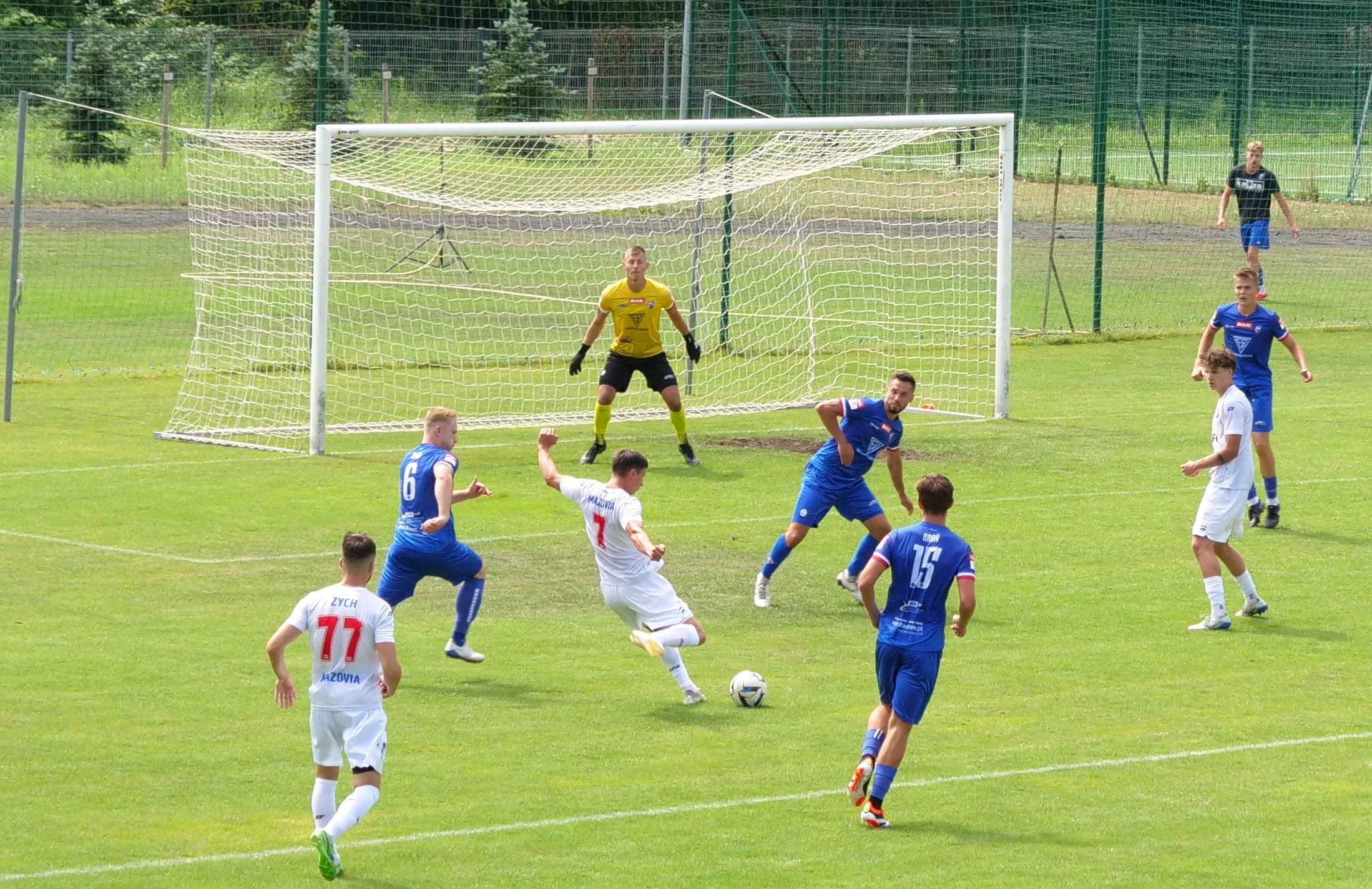 Mazovii potyczki z Bronią – w sparingach, pucharze i barażach o 3 ligę