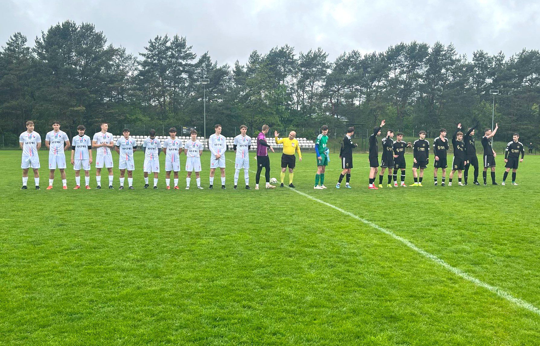 Zacięty mecz juniorów starszych!