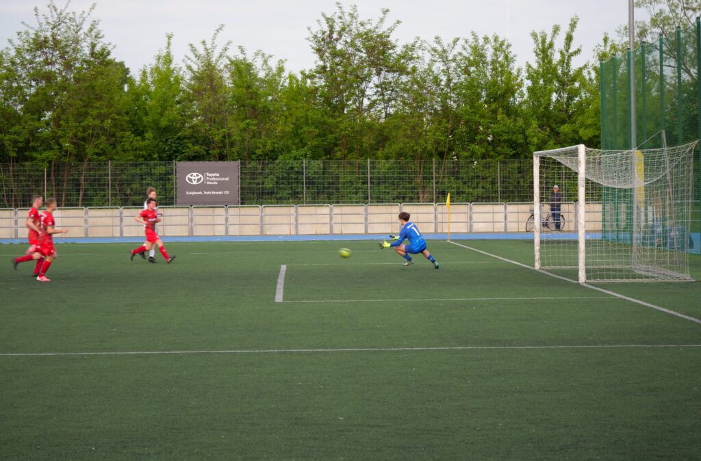 Mistrzowska regularność Mazovii II. Po raz drugi 9:0 z Watrą 7 Wat 6 1