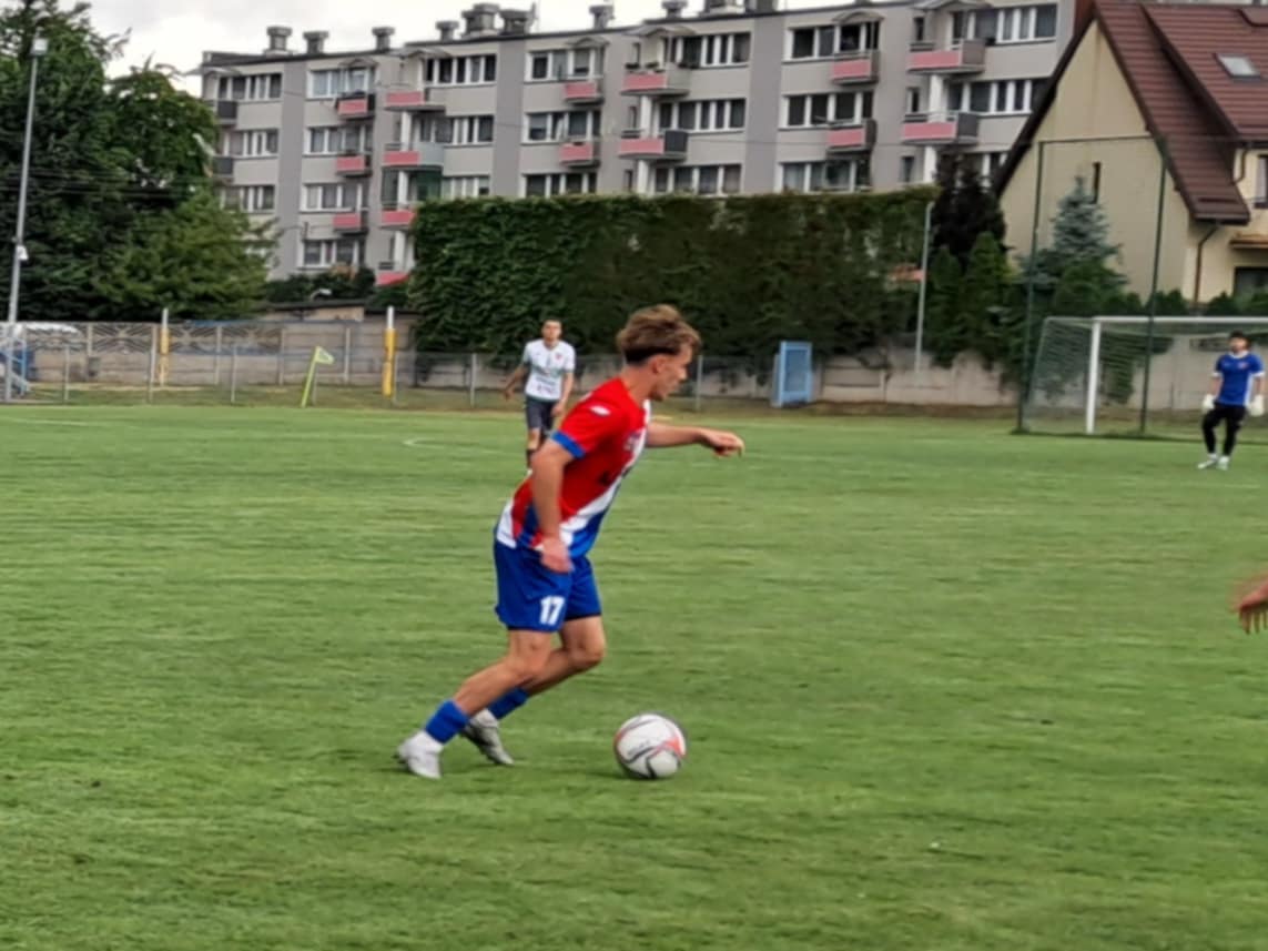 Sparingowa wygrana Mazovii. „Bieniu” znów trafił głową, strzelali też testowani