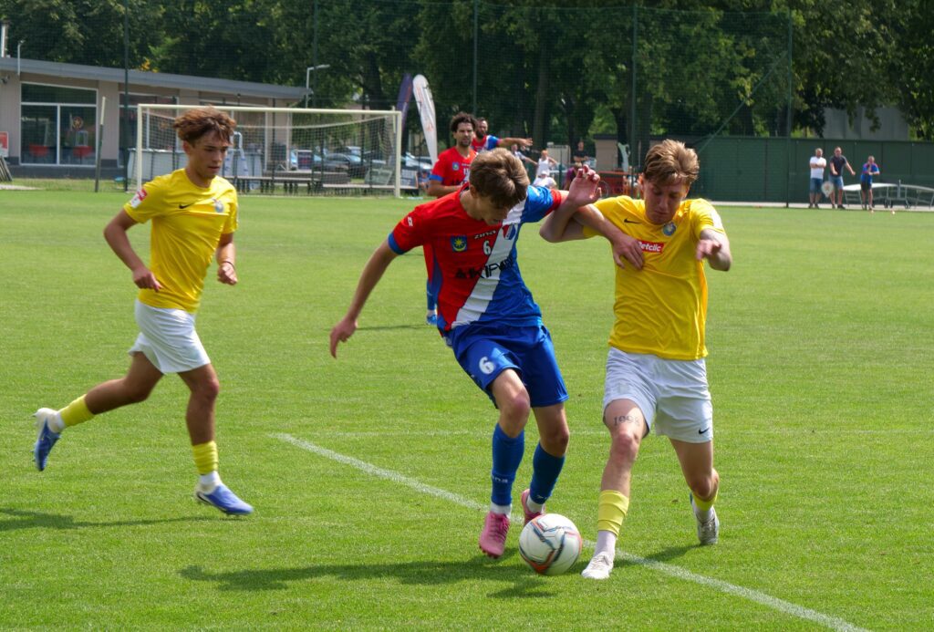 Twardy sparing Mazovii z Victorią. Minimalnie lepsi rywale 6 Vic 6