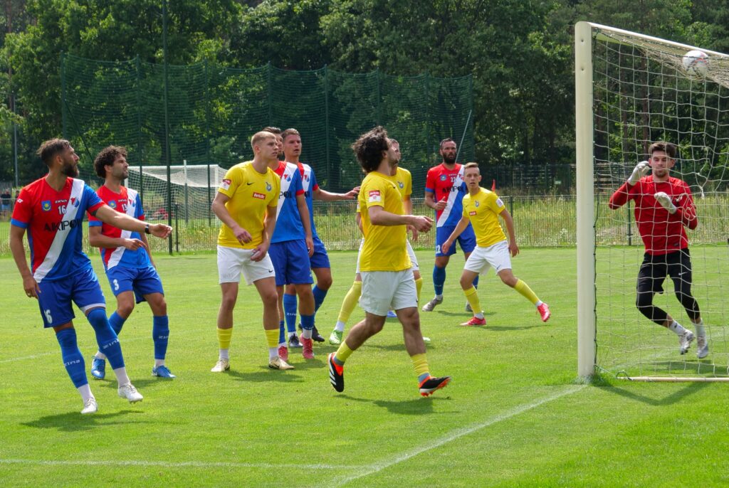 Twardy sparing Mazovii z Victorią. Minimalnie lepsi rywale 7 Vic 7