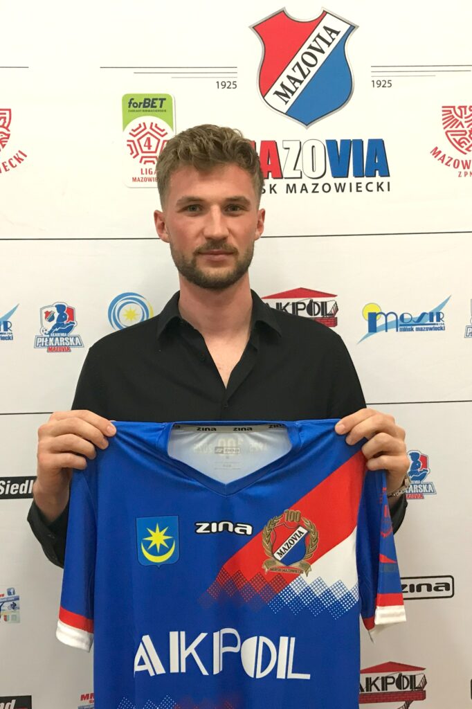 Nowi zawodnicy w Dumie Mińska! Witamy Kacpra Skwierczyńskiego, Józefa Burtę i Siroja Melijewa 5 B 2 1
