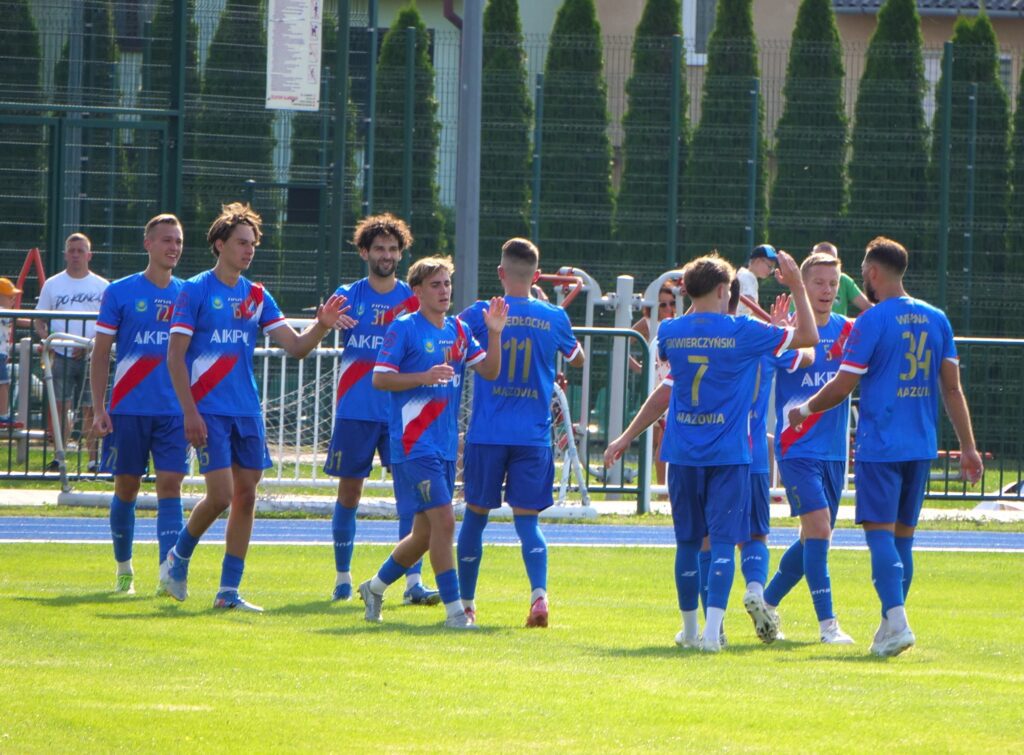 1| Pokaz jakości i charakteru - Mazovia wygrała 3:2 z Makowianką 12 Mak10