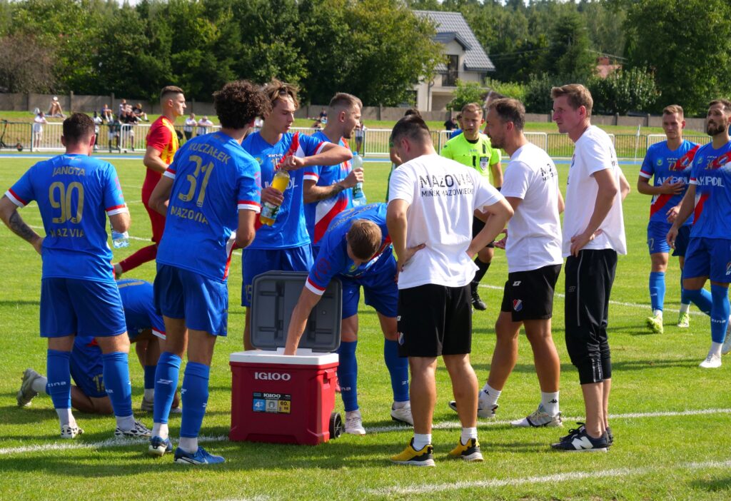 1| Pokaz jakości i charakteru - Mazovia wygrała 3:2 z Makowianką 8 Mak6