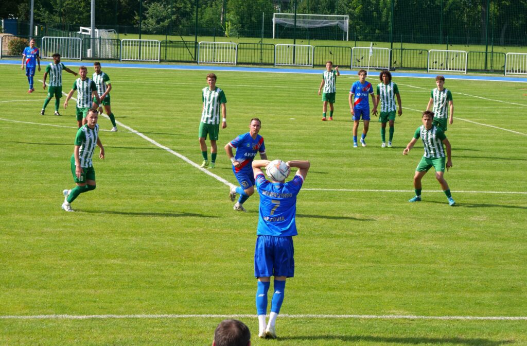 1| Pokaz jakości i charakteru - Mazovia wygrała 3:2 z Makowianką 9 Mak7