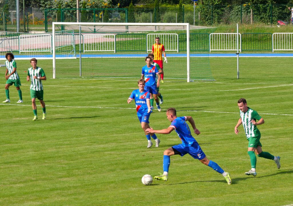 1| Pokaz jakości i charakteru - Mazovia wygrała 3:2 z Makowianką 11 Mak9