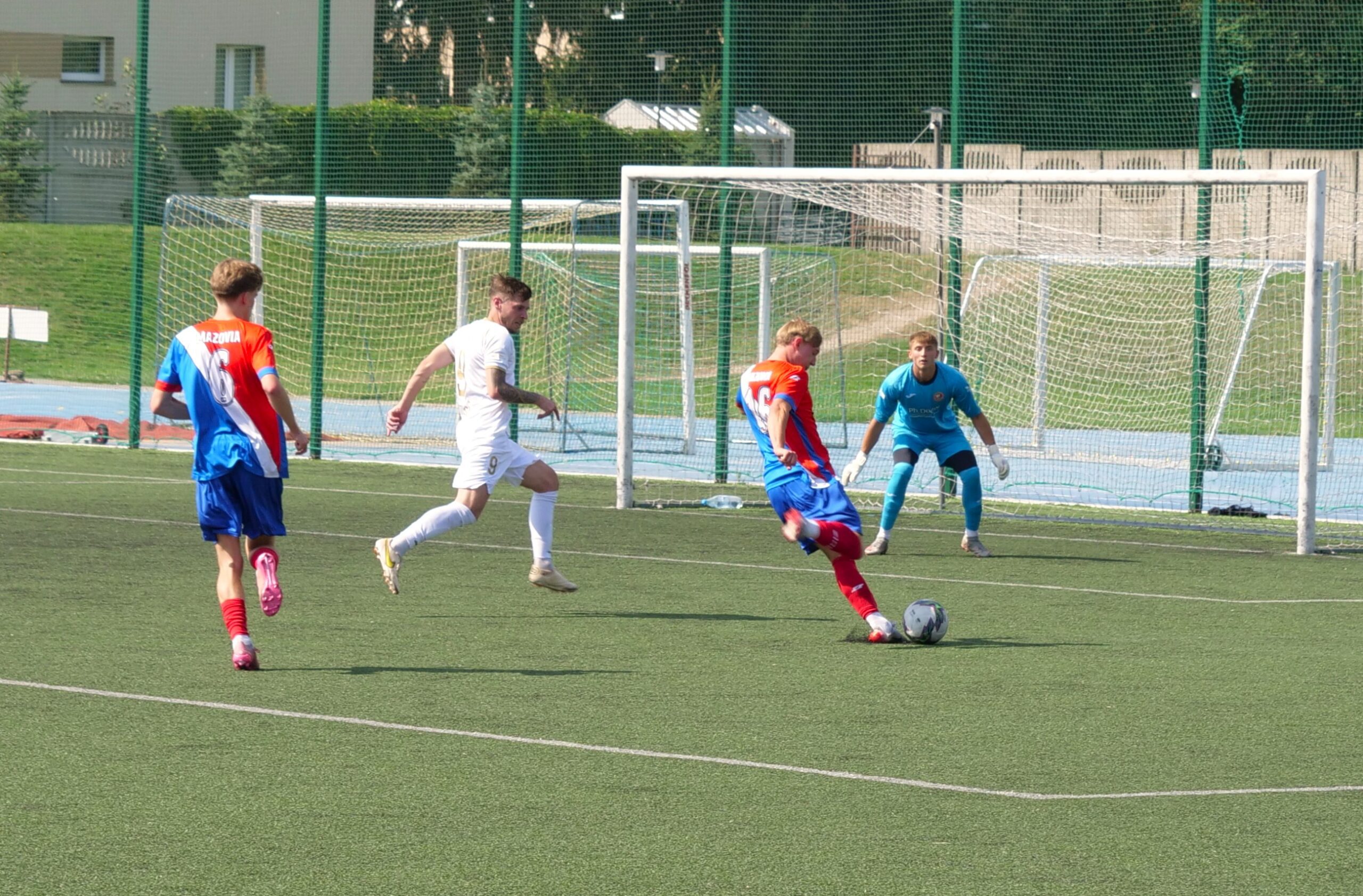 W meczu beniaminków Perła wygrała z Mazovią II 3:0
