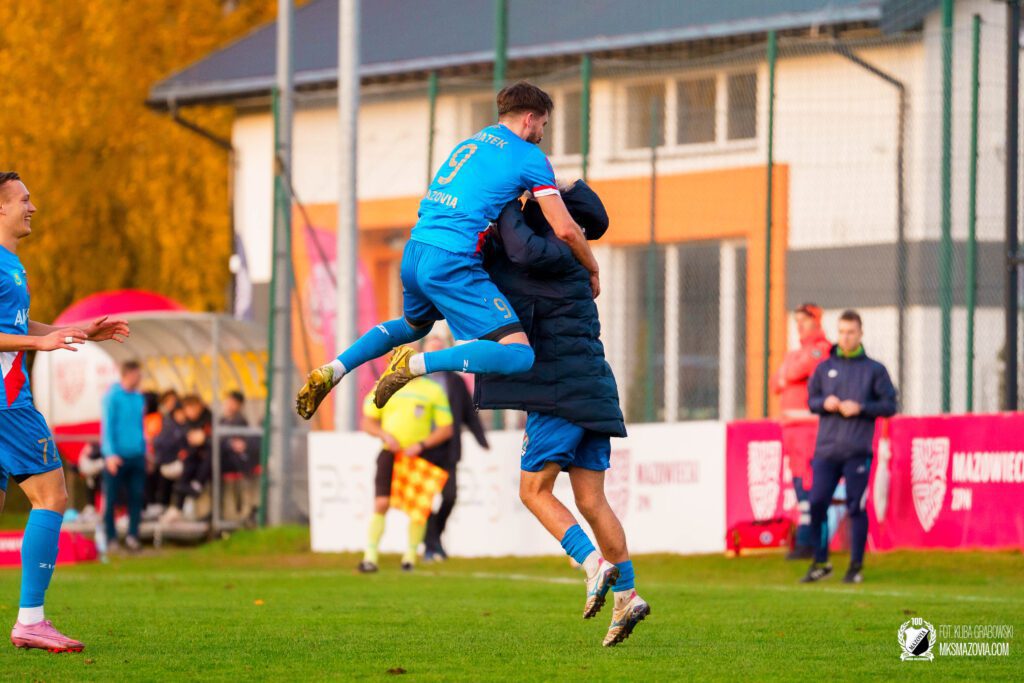 PP| Złoty gol Juliana Świątka w finale okręgowego Pucharu Polski 13 DSC03999