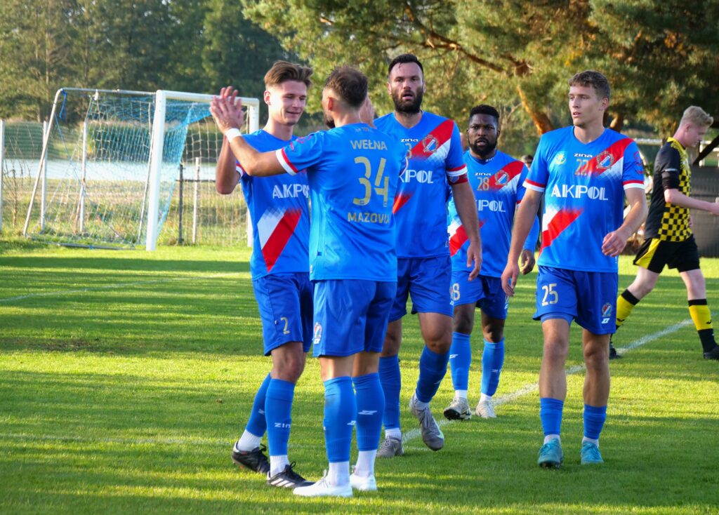 PP| Mazovia pokonała Victorię 6:0. Najskuteczniejszy Bienias, powrót Świątka 11 Kal 8