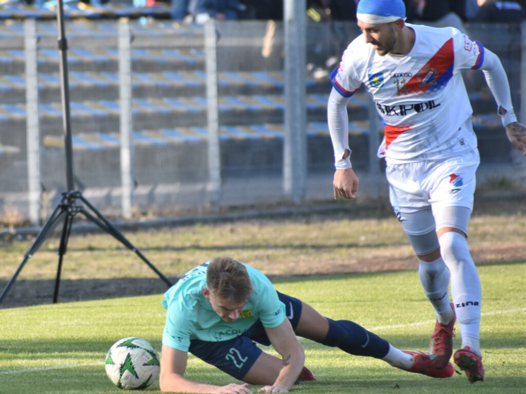 10| Mazovia lepsza od Marcovii. Ścisk w 4-ligowej tabeli 5 Mar 2