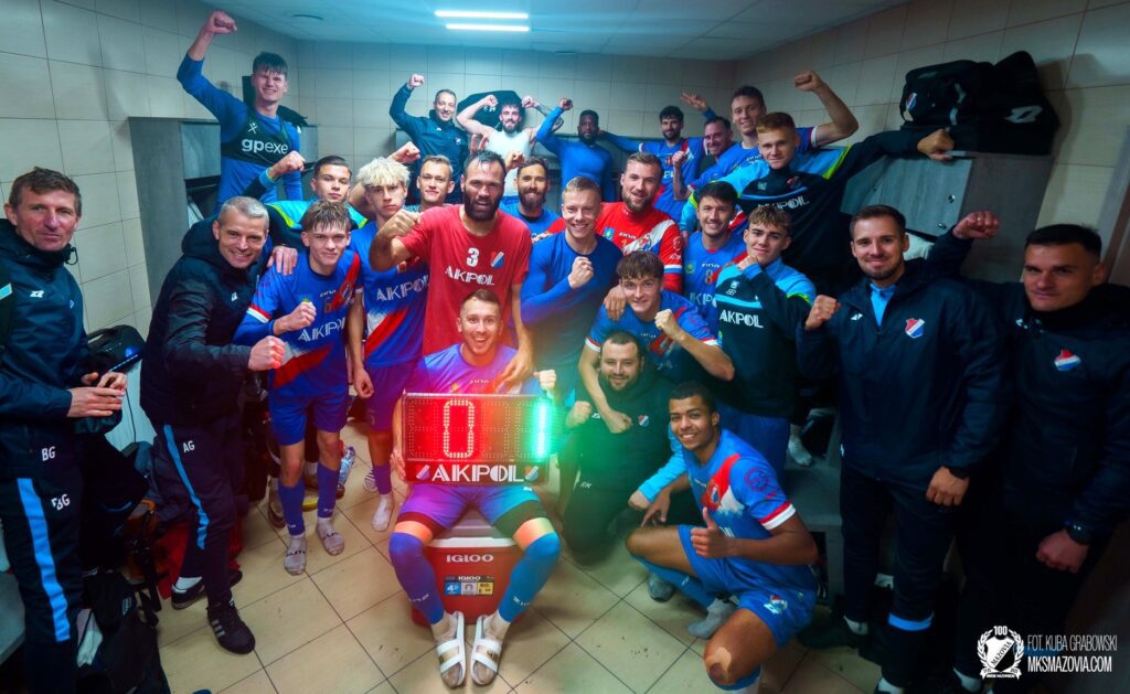 11| Eryk Więdłocha strzela, Mazovia wygrywa! 3 szatnia blonie