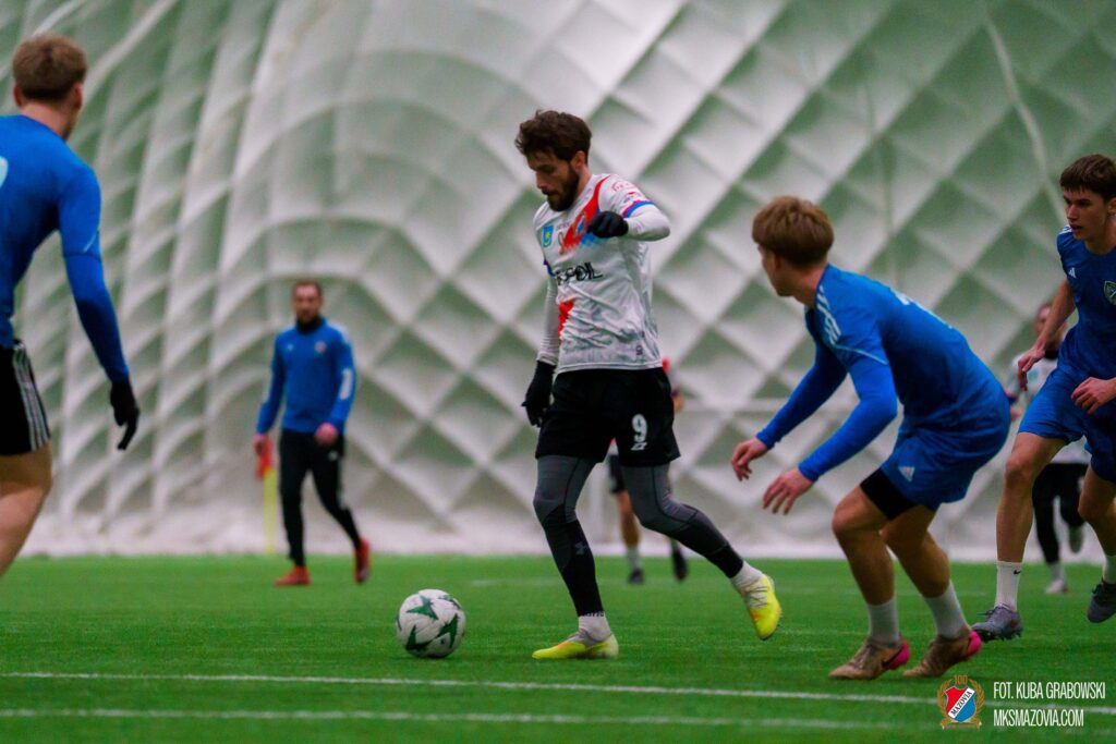 Dwugodzinny sparing z Piasecznem na plus. Mazovia zwyciężyła 3:1 5 GRA08675 1
