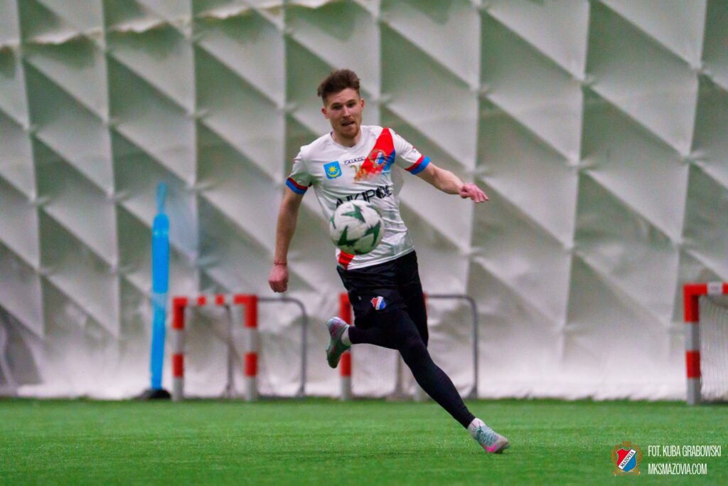Dwugodzinny sparing z Piasecznem na plus. Mazovia zwyciężyła 3:1 9 GRA08716