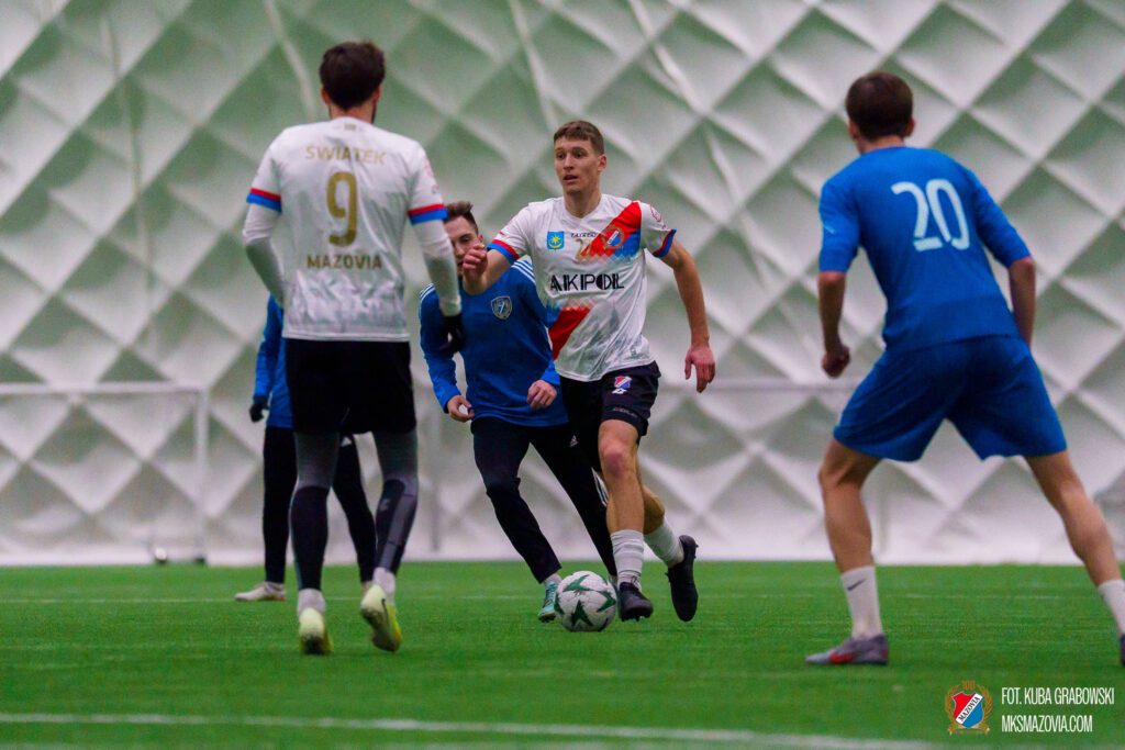 Dwugodzinny sparing z Piasecznem na plus. Mazovia zwyciężyła 3:1 11 GRA08737