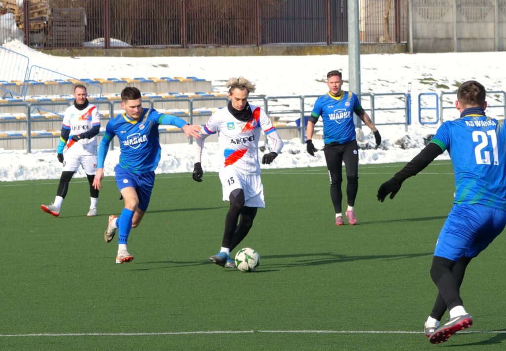 Mazovia strzeliła Warce cztery gole po przerwie 3 War 2