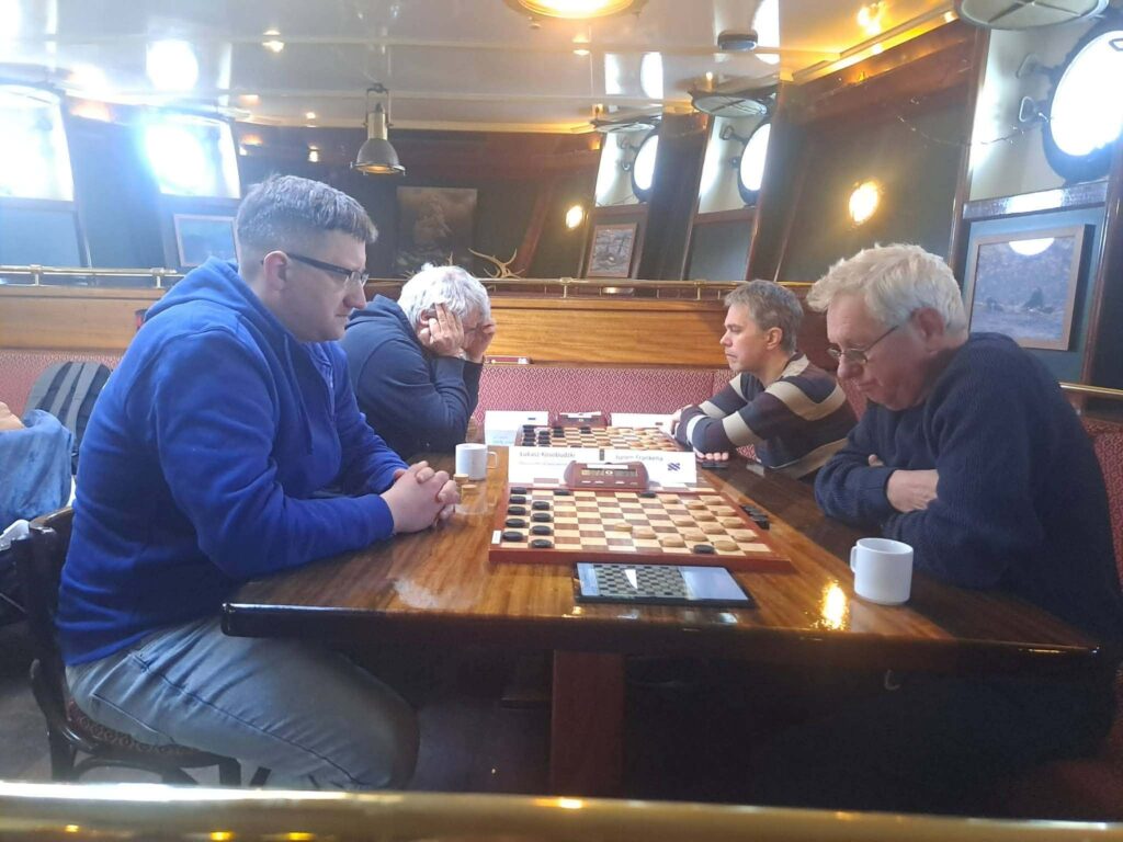 3cd57553 7466 4880 9d3c 3f2f933b0f2a