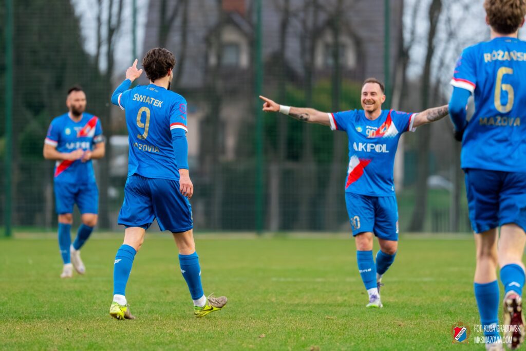 PP| Hat-trick Juliana Świątka! Mazovia rozgromiła Oskara 5:1 15 Osk 14