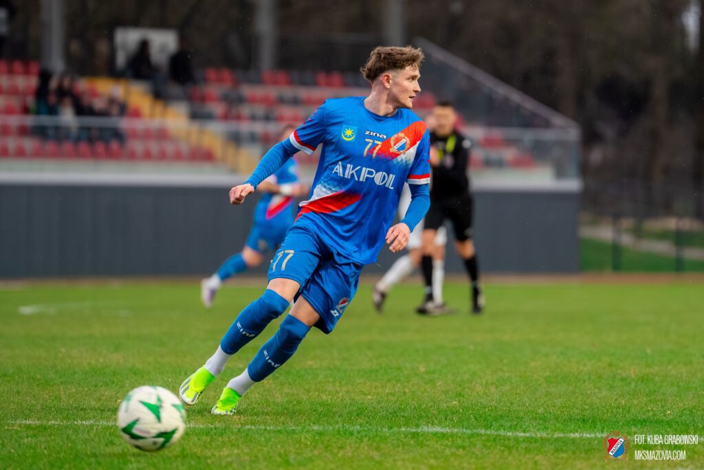 PP| Hat-trick Juliana Świątka! Mazovia rozgromiła Oskara 5:1 8 Osk 7