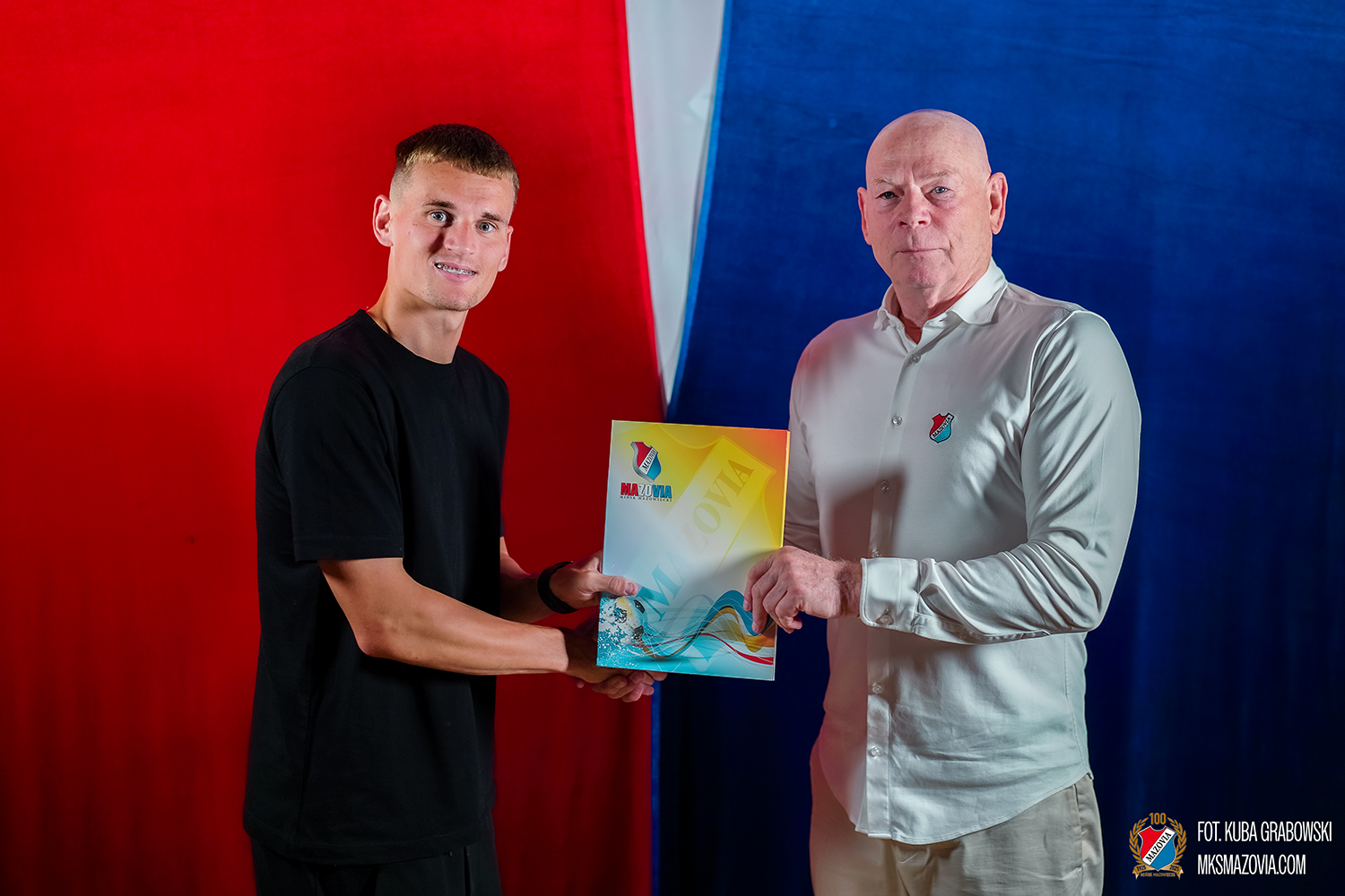 Piłkarz młodzieżowych reprezentacji Radosław Cielemęcki w Mazovii Mińsk Mazowiecki