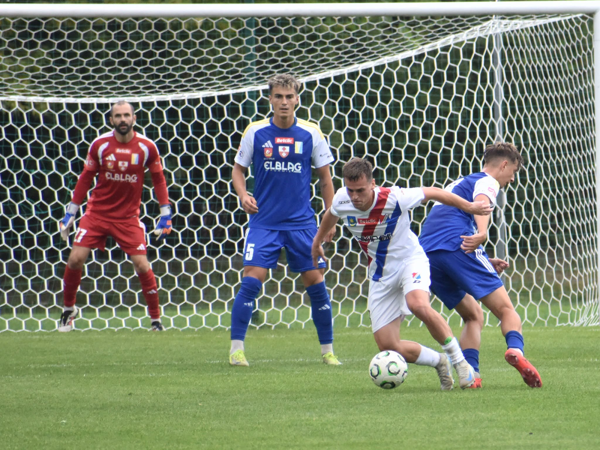5| Gol Mateusza Szweda w 92 minucie na wagę remisu