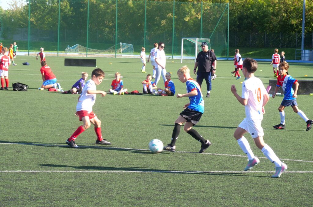 MAZOVIA CUP 2016 – piłkarskie emocje na boiskach przy ul. Budowlanej 10 Cup 7