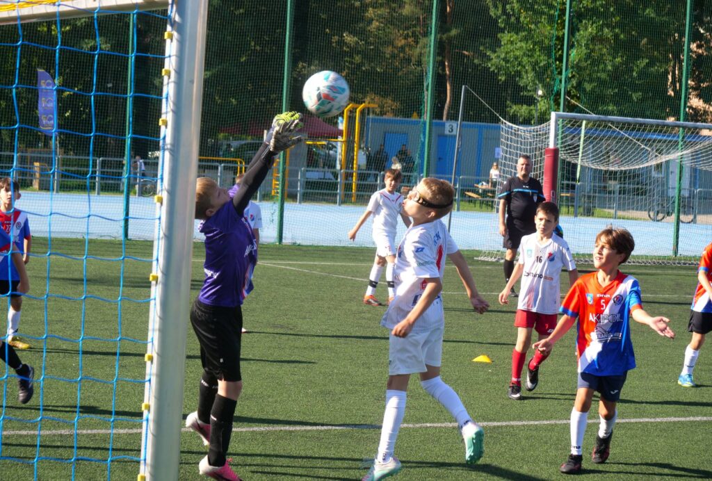 MAZOVIA CUP 2016 – piłkarskie emocje na boiskach przy ul. Budowlanej 12 Cup 9