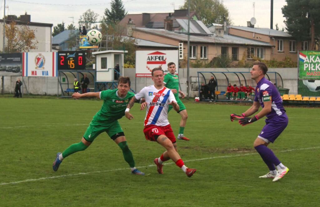 14| Wygrana przy Sportowej. Strzały z dystansu sposobem Mazovii na Lechię 3 Maza Lechia2