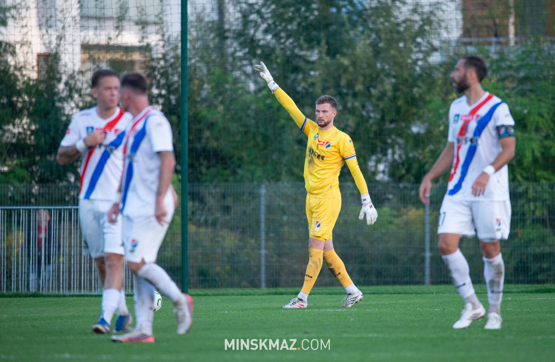 11| III liga. Złota główka Kuby Szyszkowskiego na wagę remisu