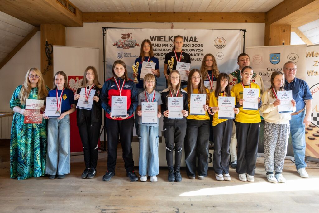 Trzy medale dla Mazovii w finałowym turnieju Grand Prix Polski w warcabach 9 Warcaby 99